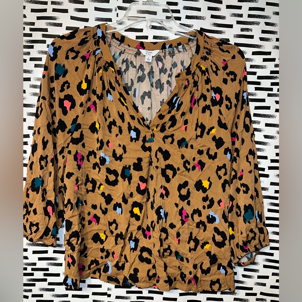Crown & Ivy Blouse| Size Large